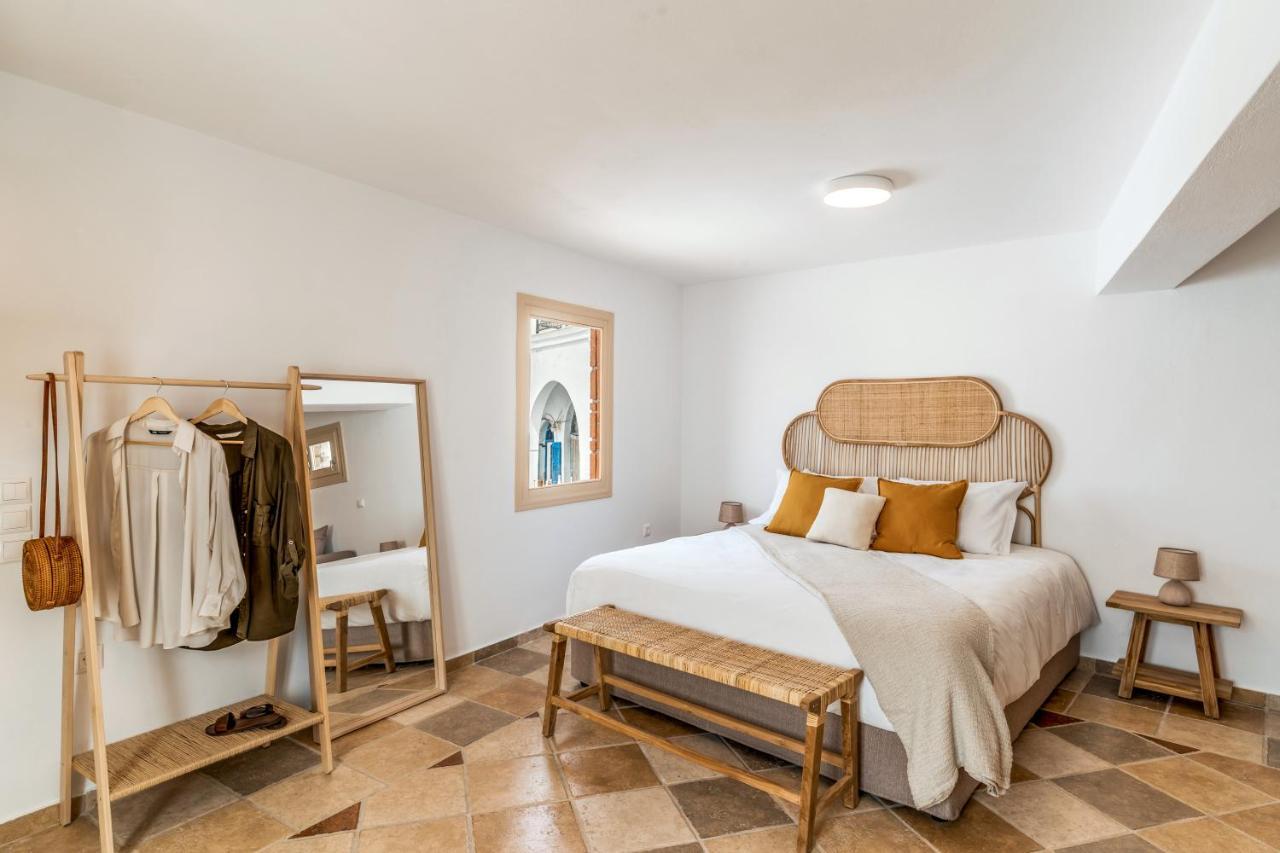 Vacay Suites フィロステファニ エクステリア 写真